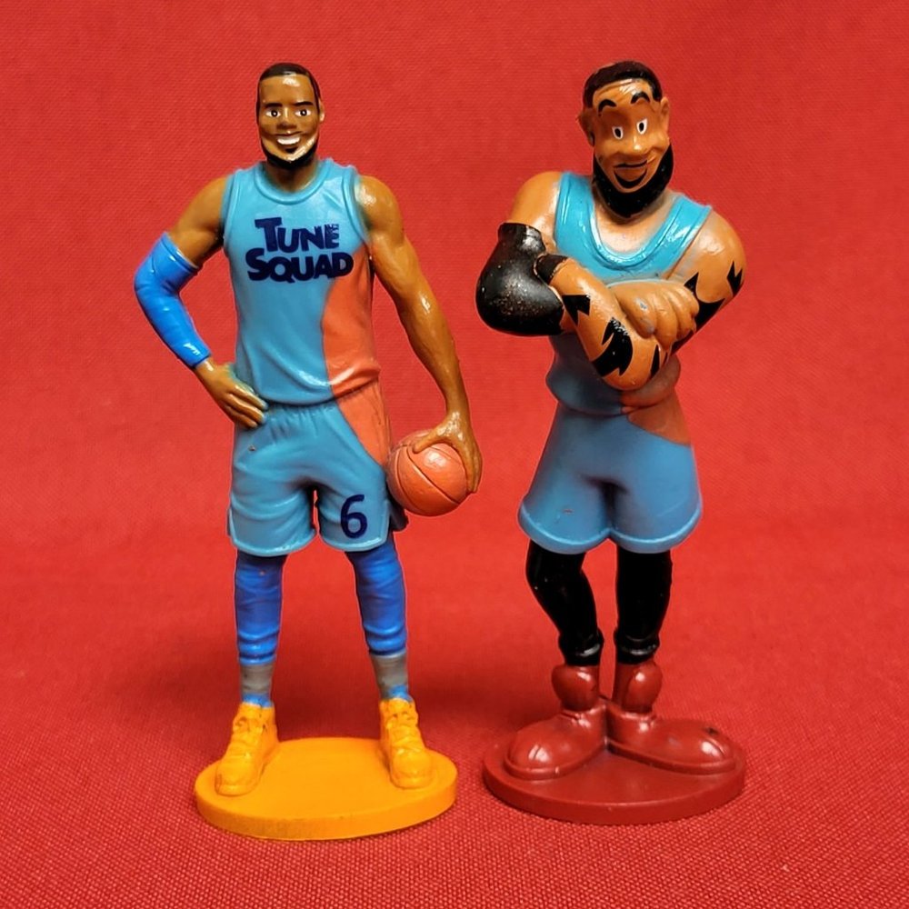 Space Jam Warner Bros Tune Squad Basketball Movie Lebron James PVC Figurine Set